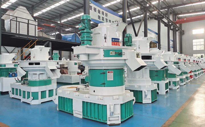 松木木屑制粒機(jī).jpg 松木木屑制粒機(jī).jpg