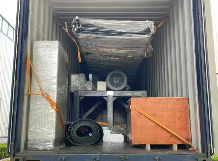 中國制造撕碎機發(fā)往巴基斯坦.jpg 中國制造撕碎機發(fā)往巴基斯坦.jpg